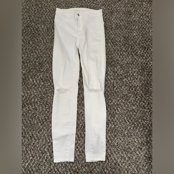 American Eagle White Jeans - Picture 2 of 3